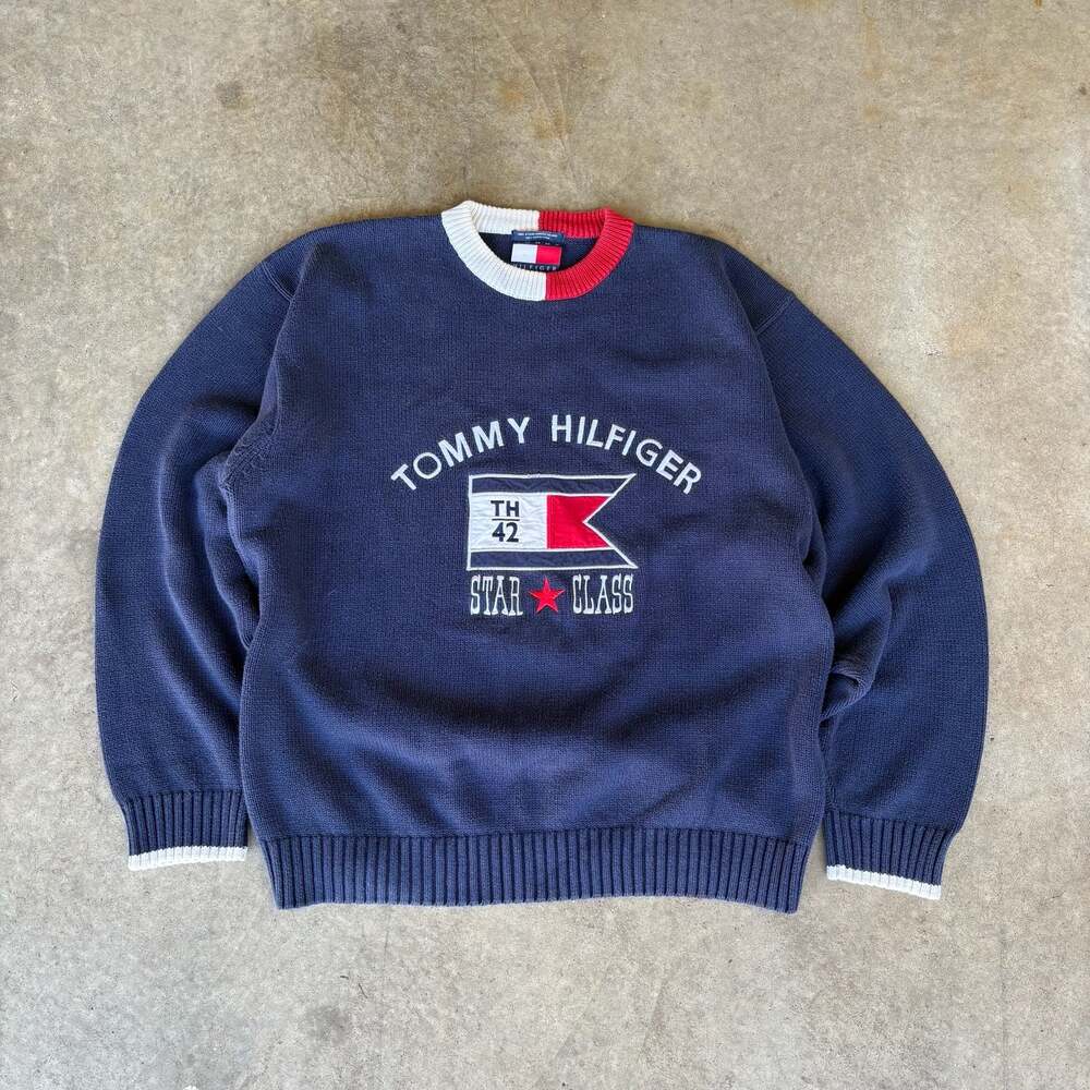 Vintage Tommy Hilfiger Star Class Flag Excellent Condition Stadium, Crest size X